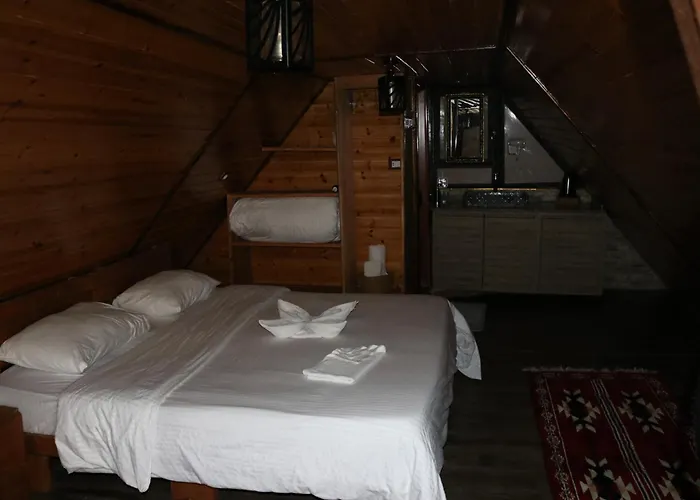 Dana Luxury Huts-Eco Lodge