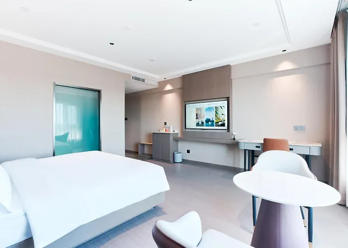Harbin Airport Lake View Hotel 哈港酒店