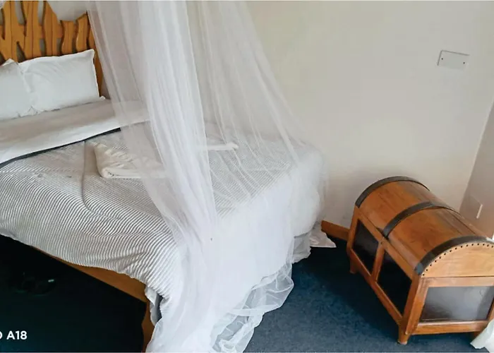 Hotel White Sandcastle Mara Lodge