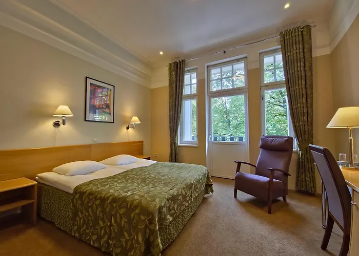 Barclay Hotel