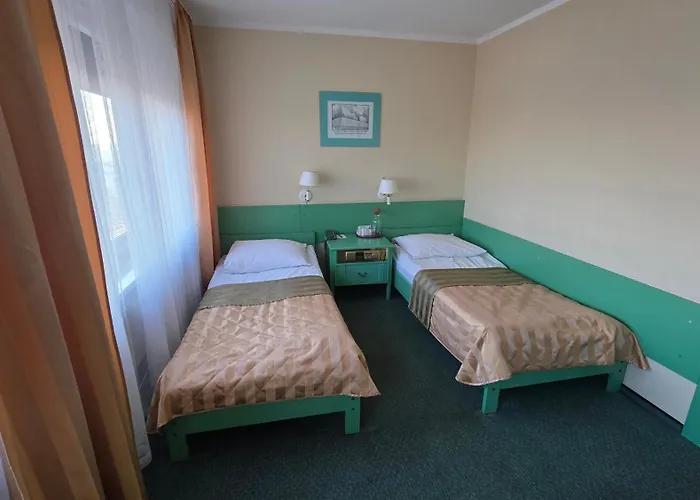 Hotel Gromada Pila