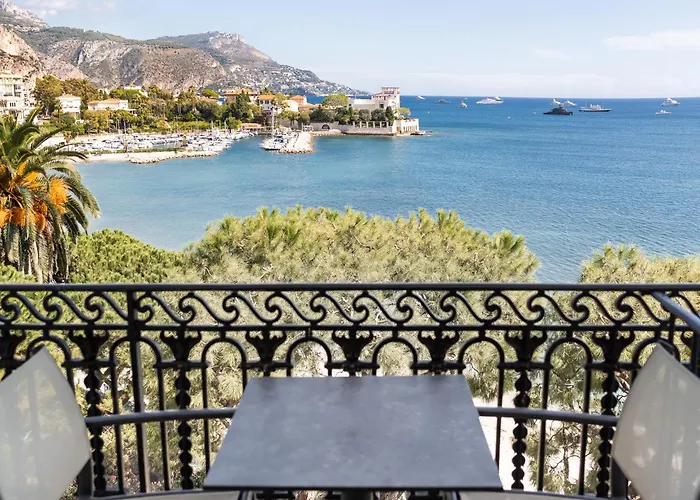 Hotels in Saint-Jean-Cap-Ferrat
