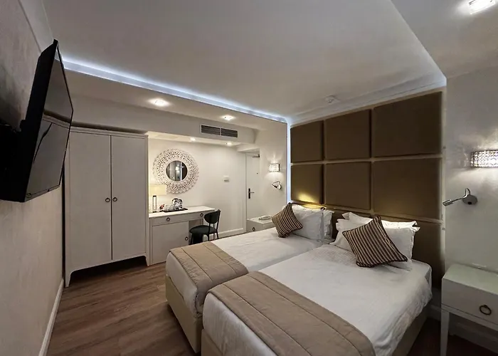 Valletta Hotels
