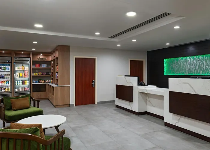 Fairfield By Marriott Medford Long Island