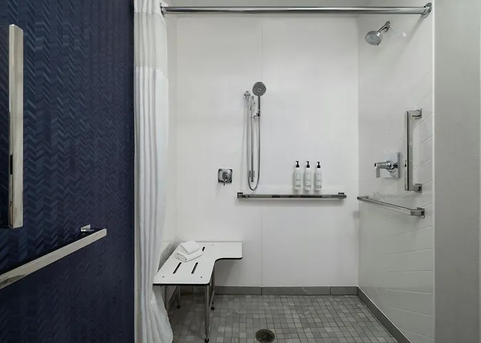 Fairfield Inn & Suites By Marriott Cumberland