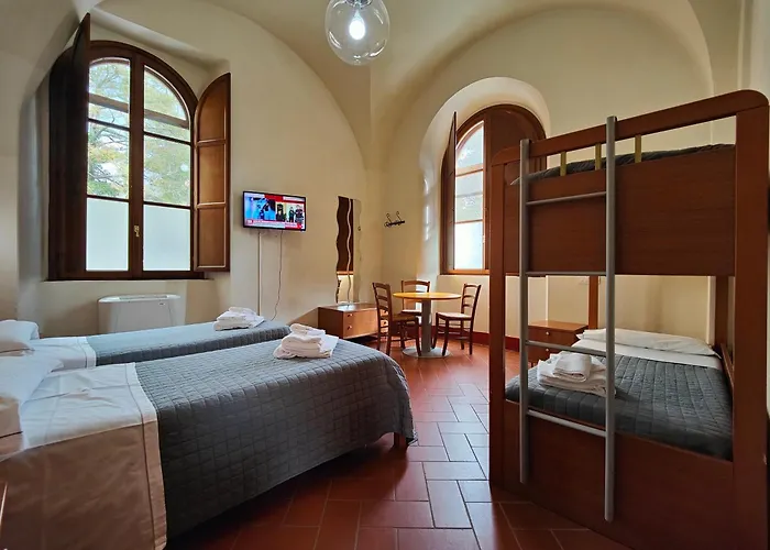 Chiostro Delle Monache Hostel Volterra