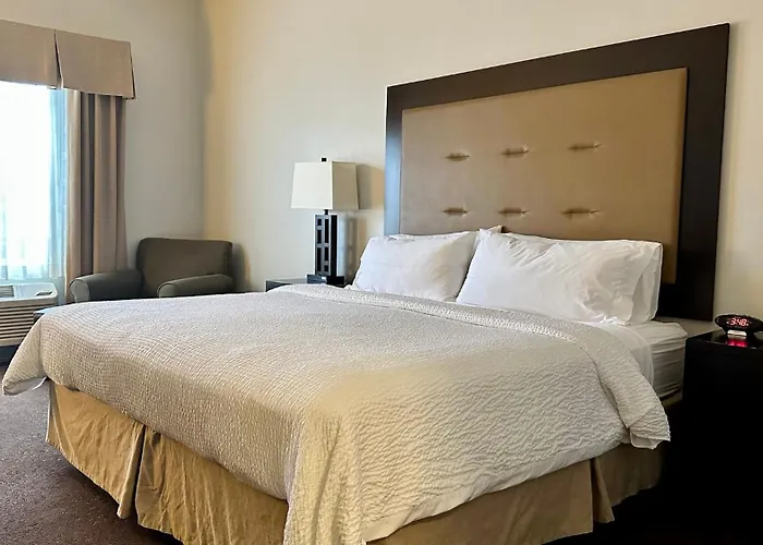 Holiday Inn Express Vancouver North By Ihg