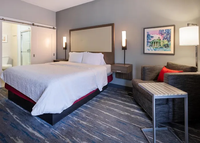 Hampton Inn Commerce