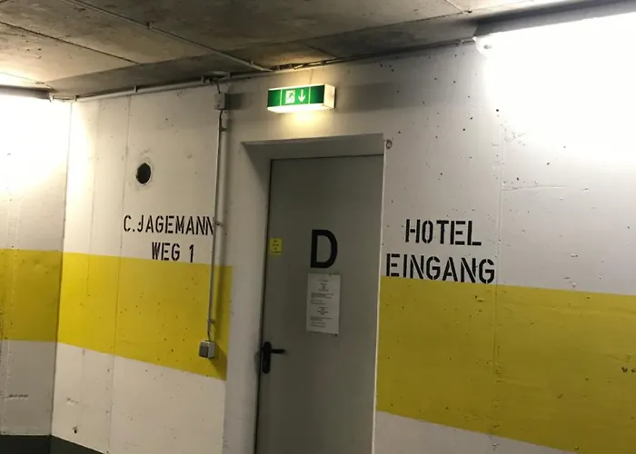 Ariva Boardinghouse Platanenhof