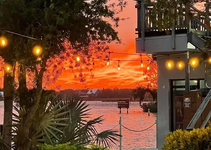 The Port Hotel And Marina