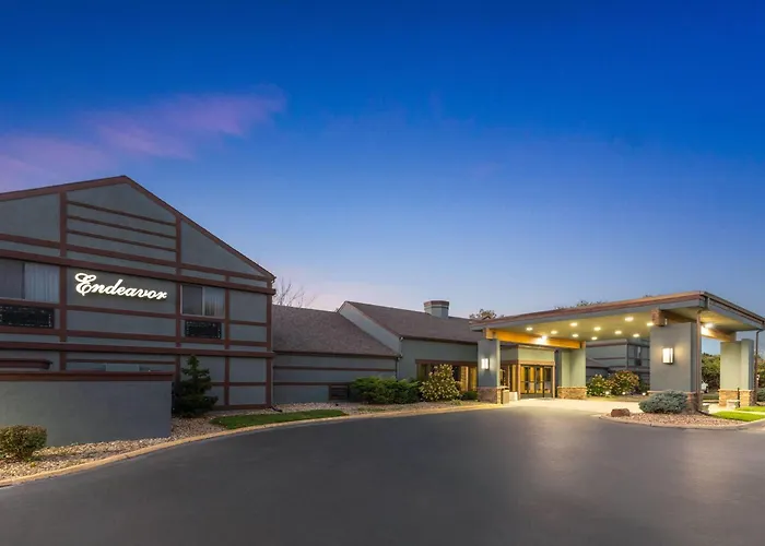 Endeavor Inn & Suites, Trademark Collection By Wyndham