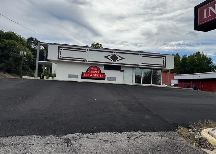 Red Carpet Inn & Suites - Danville
