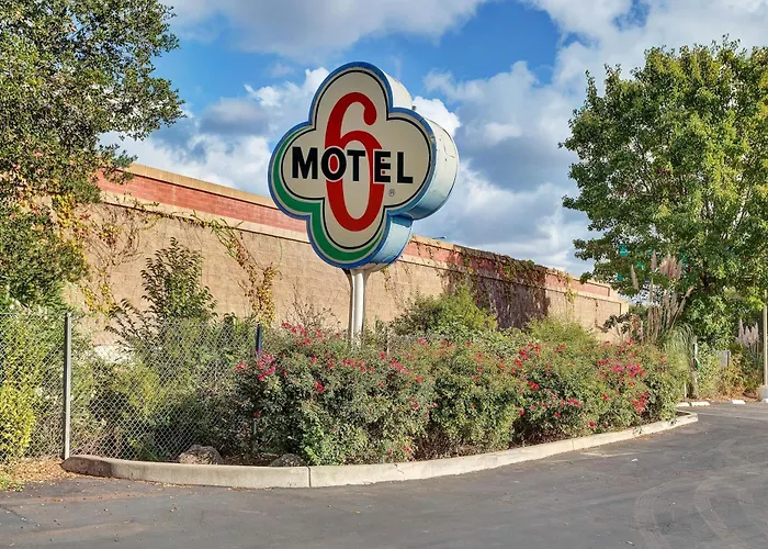 Motel 6 Santa Rosa - South