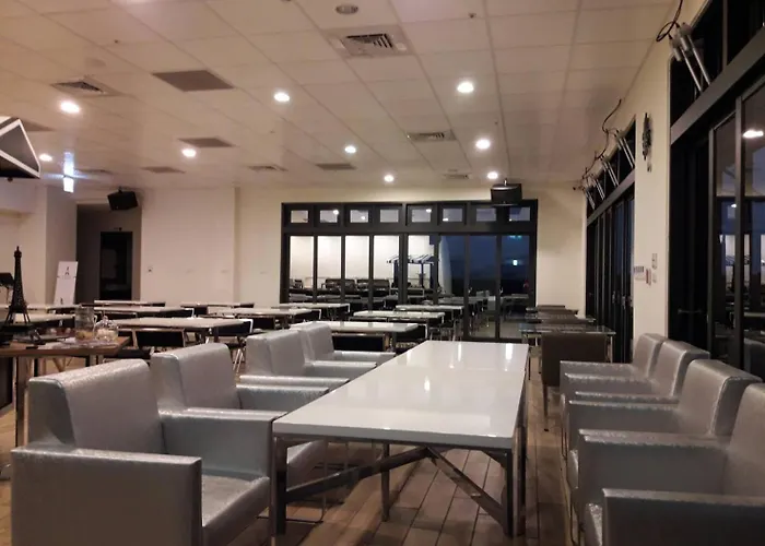 De Reve Express Hotel