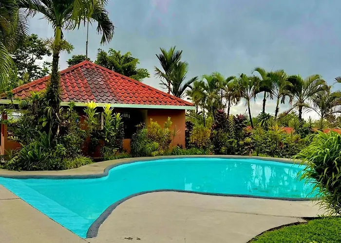 Loma Real Hot Springs Bed & Breakfast