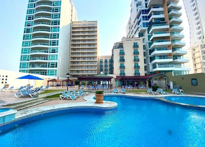 Astur Hotel & Residence