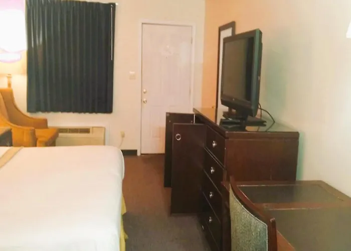 Oyo Hotel Mcintyre Ga, Us 441