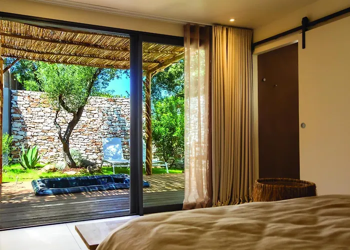 Hotel Les Suites Du Maquis