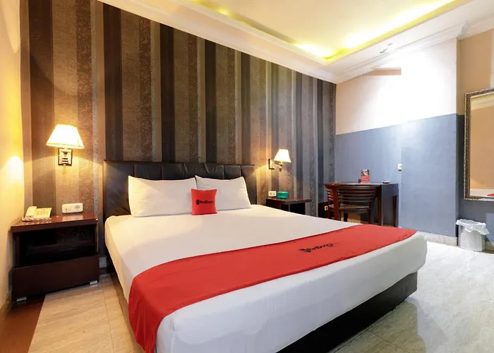 Reddoorz Plus Near Simpang Tiga Tritayasa Cilegon