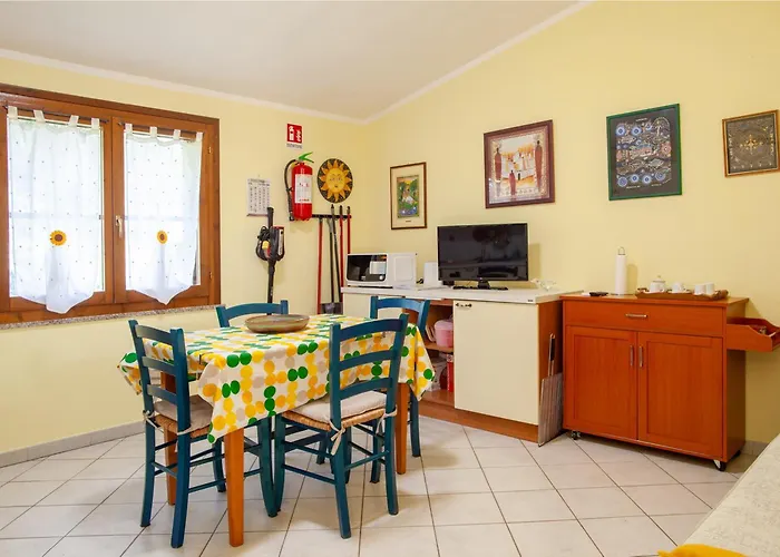 Torre Di Chia Holiday Home It11101Cr