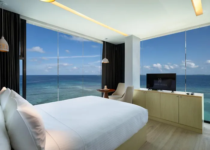 Swarn By Hawks Hotels Kamadhoo Baa Atoll