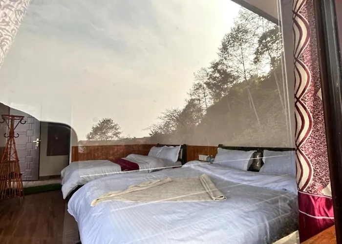 Gombo Hideaway