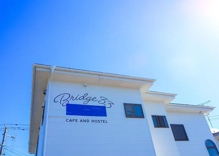 Bridge33 Cafe And Hostel