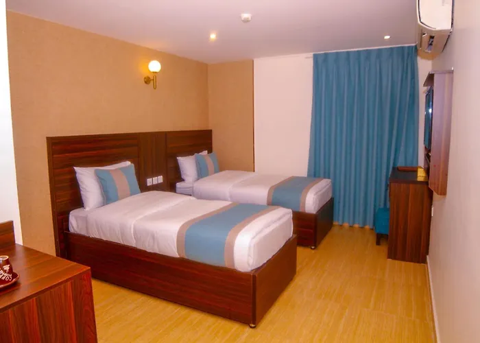 ِafnan Hotel
