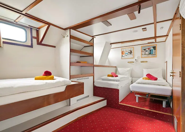 hotelboat Sarah Groningen