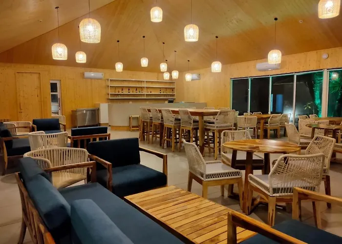 Praveg Beach Resort, Nagoa Beach, Diu