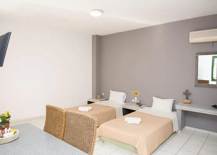 Aquarius Apartments "By Checkin"