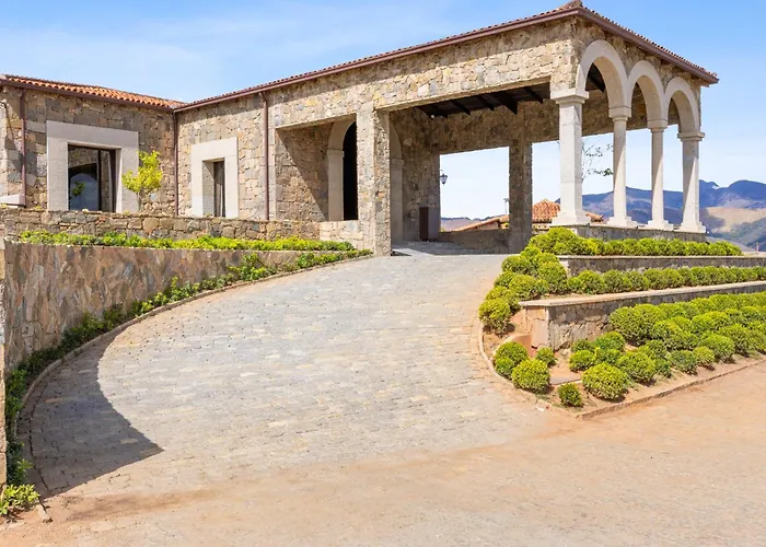 Hotel Borgo Del Vino
