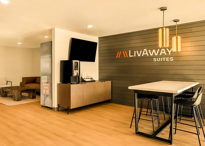 Livaway Suites Seattle- Renton