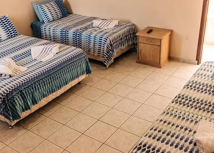 Niv'S Hotel