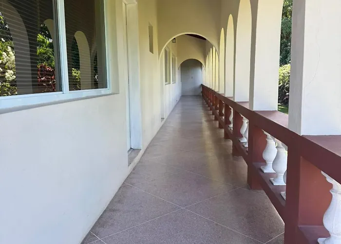 Cortsland Hotel