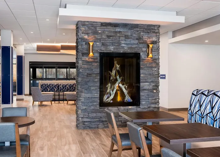 Holiday Inn Express & Suites Steamboat Springs By Ihg