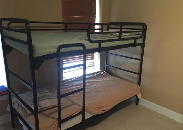Mayflower Hospitality Hostel 1