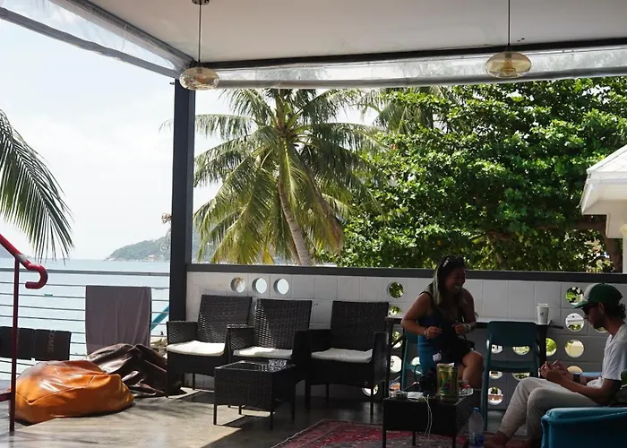 Scuba Square Hostel