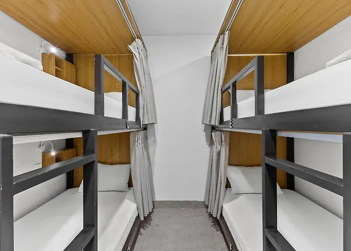 Hanoi Wanderlust Hostel&Travel