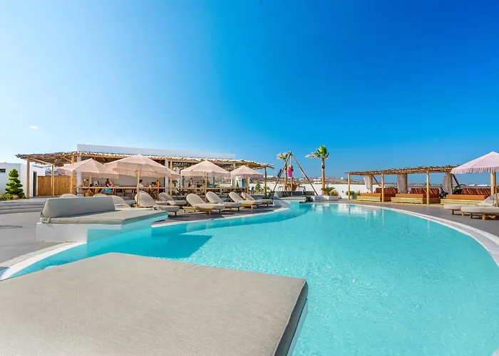 Oia (Santorini) Cheap Hotels