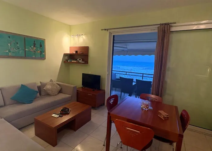 Glyfada Menigos Apartment 21