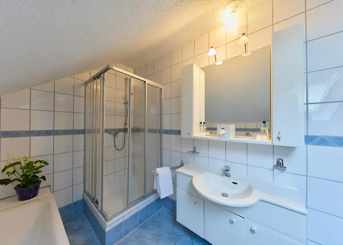 Arador City Hotel