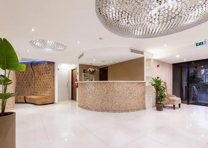 Achilleos City Hotel