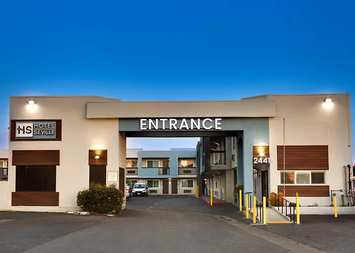 Ontario Motels