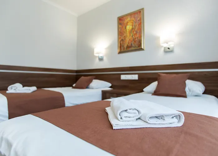 Hotels in Tatabánya