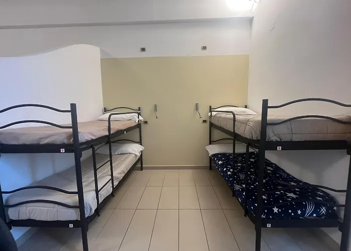 Seven Hostel&Rooms
