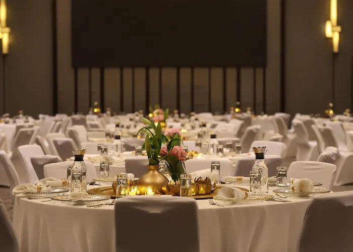Radisson Collection Muscat, Hormuz Grand