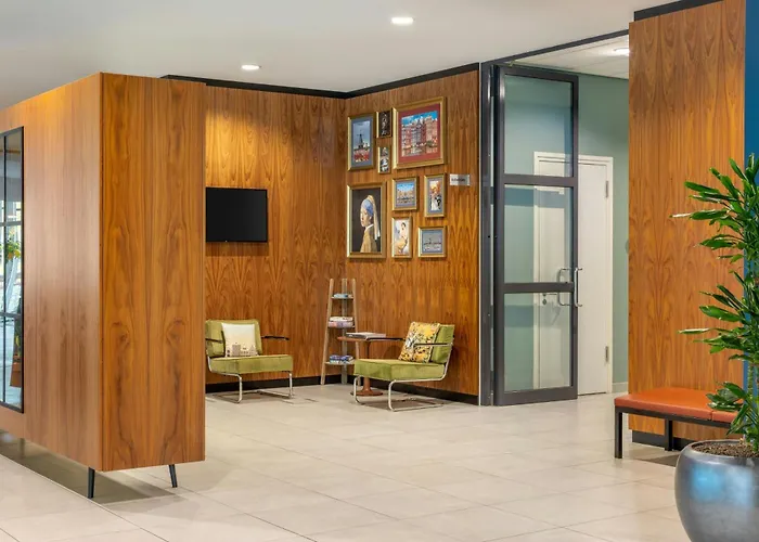 Courtyard By Marriott Amsterdam