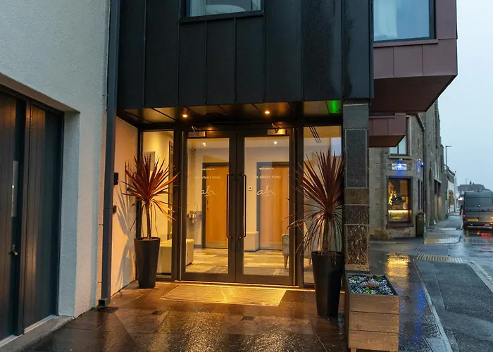 Albert Hotel