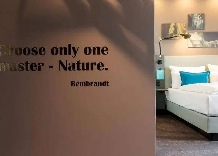 Motel One Amsterdam-Waterlooplein